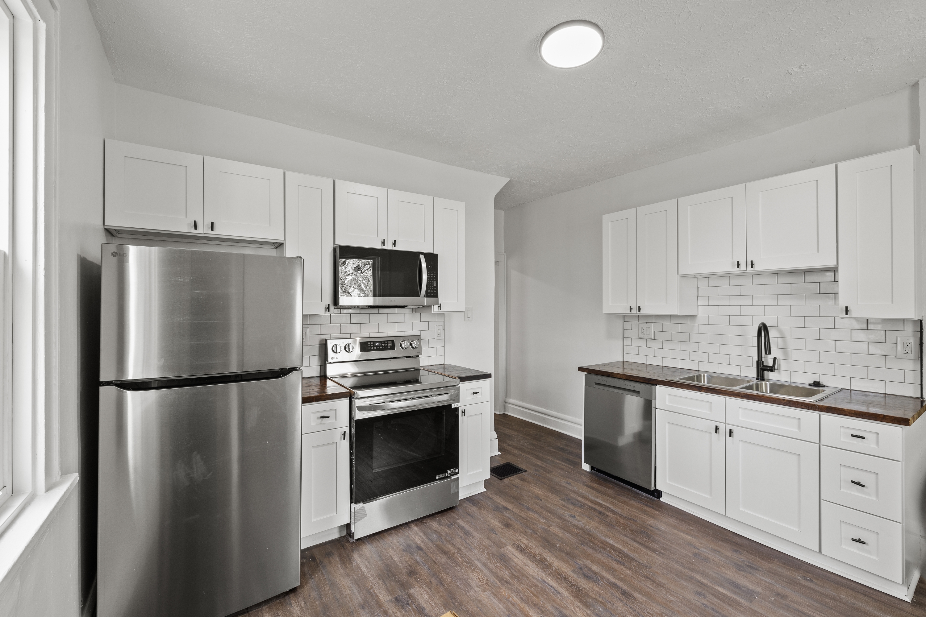 1614 Pembroke Avenue - 1